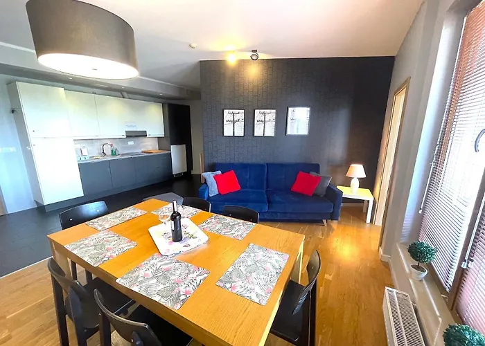 Apartament Z 3 Sypialniami Przy Plaży *