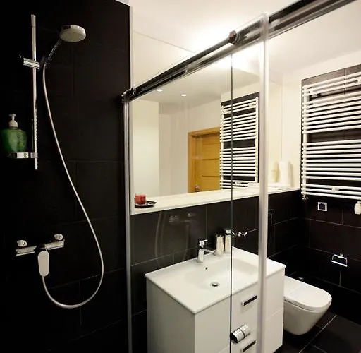 Apartament Z 3 Sypialniami Przy Plaży *